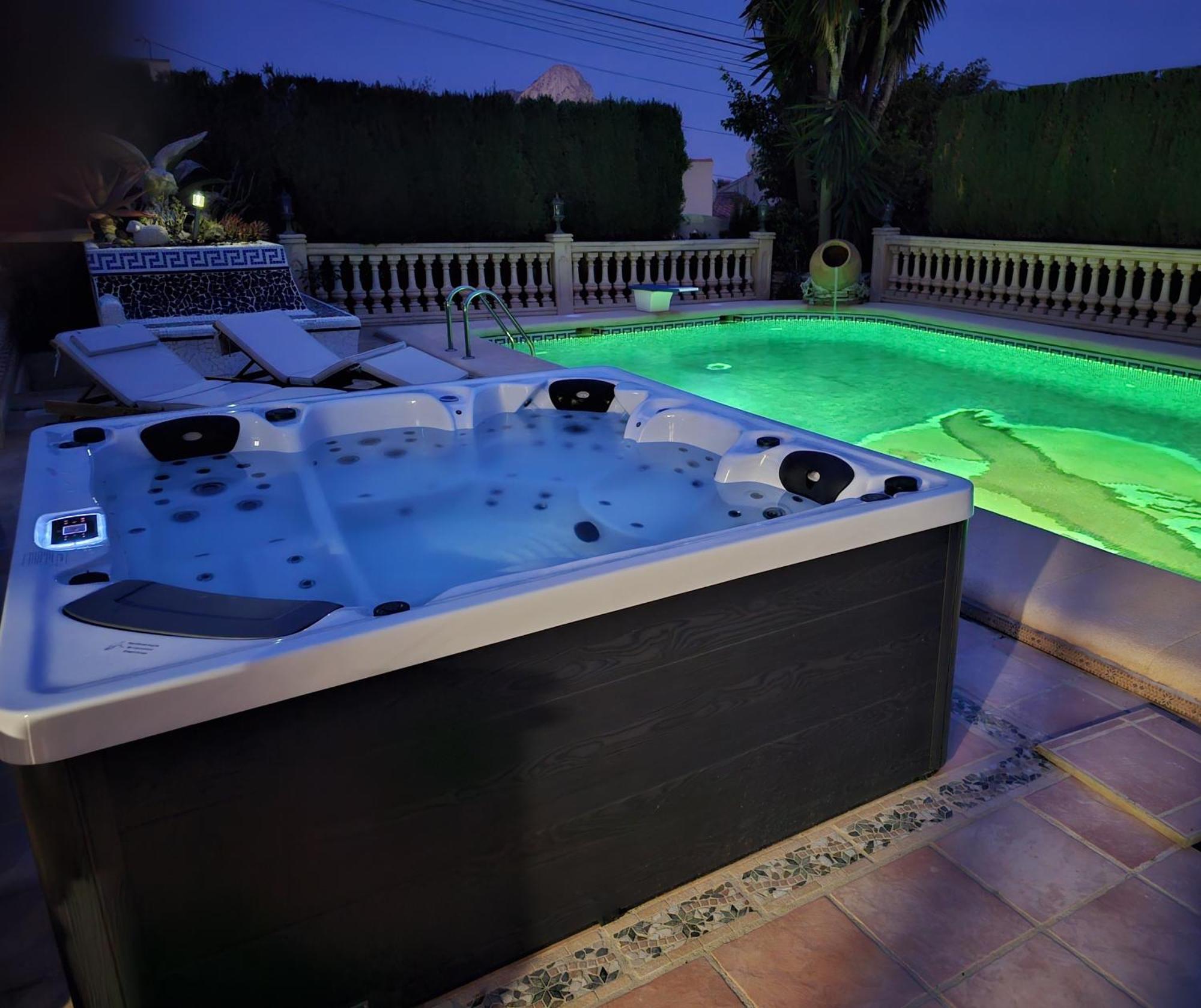 Luxury Villa - Pool, Hot Tub, Aircon, Tvs, Home Cinema, Office, Gbit Internet, Sports Equipment Calpe Ngoại thất bức ảnh